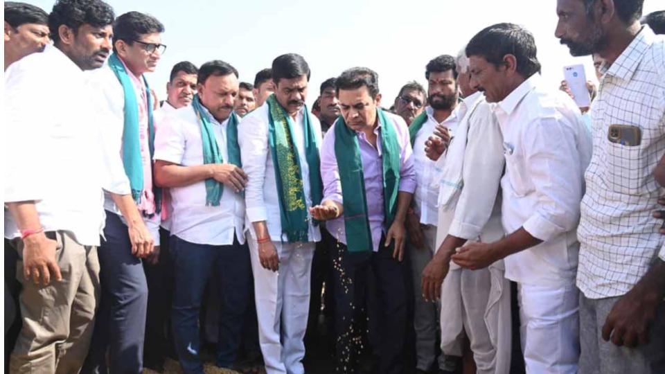 KT Rama Rao inspects soybean and maize procurement centres