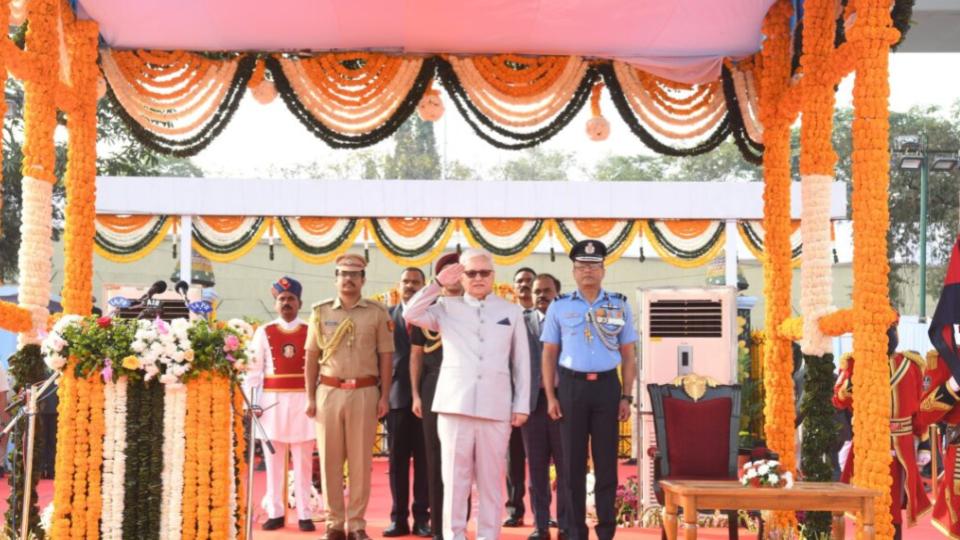 Telangana Governor unfurls tricolour flag 