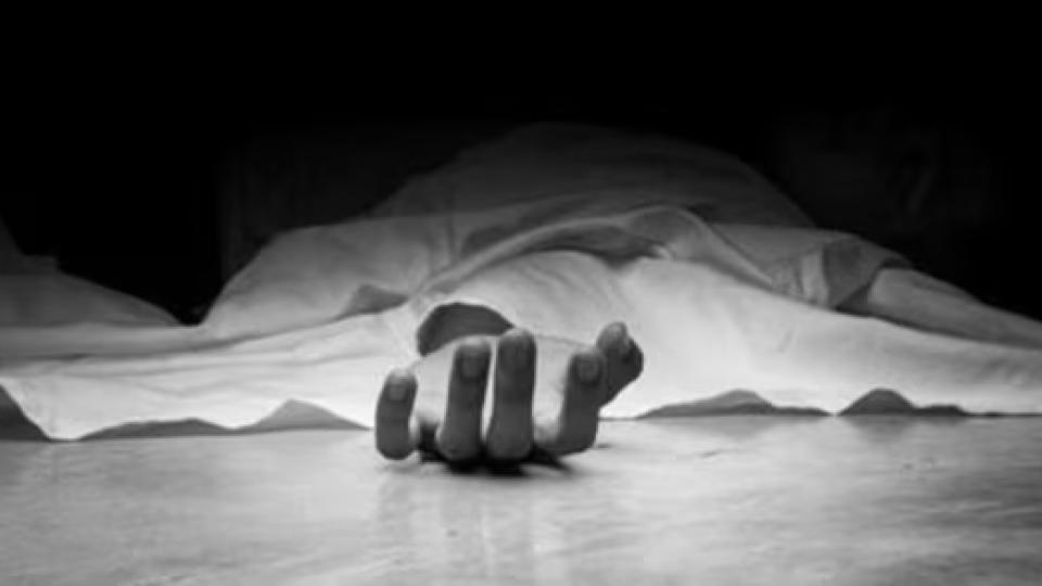 Two youths killed as motorcycle crashes into tree in Keesara