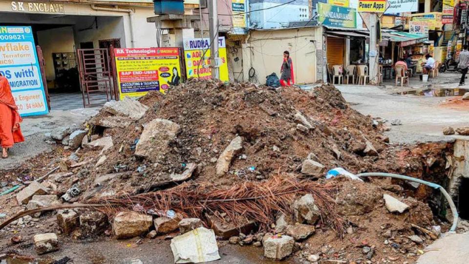 Ameerpet residents concerned over delay in stormwater drain works