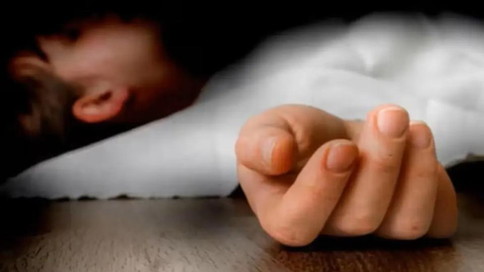 Man commits suicide in Karimnagar 