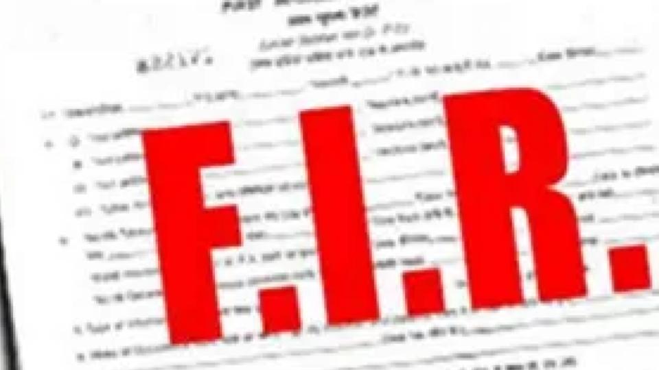Bike-taxi driver allegedly duped after a staged road accident in Medipally