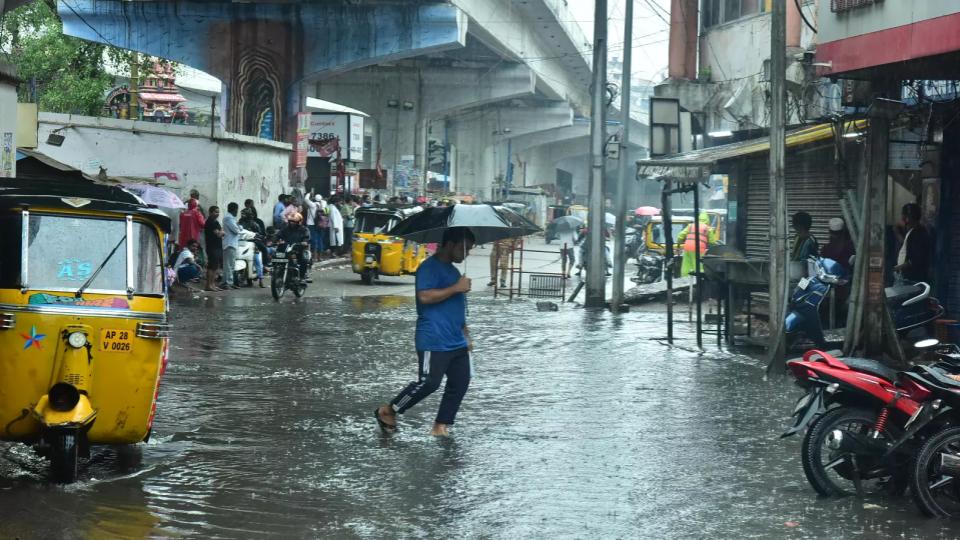 imdforecastsheavyrainfallacrosstelangana