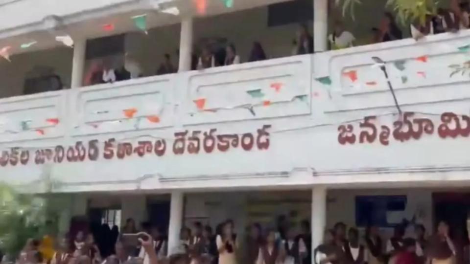 Students Assault Lecturer Over Misbehaviour With Girls in Nalgonda