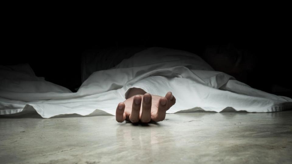 Govt school teacher found hanging in Kothagudem