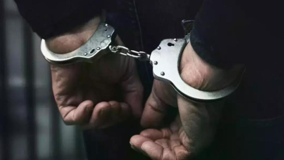 Bandlaguda police arrest two for ganja possession
