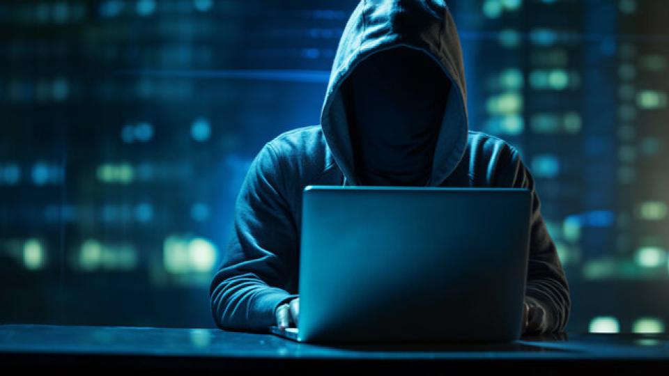 Fake ACB officer dupes Siddipet revenue inspector of Rs 96,000