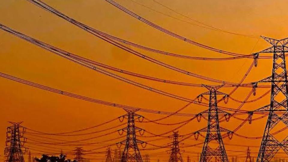 Unscheduled power cuts hit Hyderabad areas despite monsoon