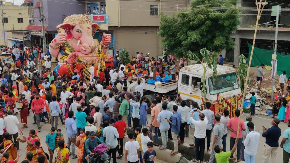 trafficrestrictionsforganeshidoltransportationinhyderabad
