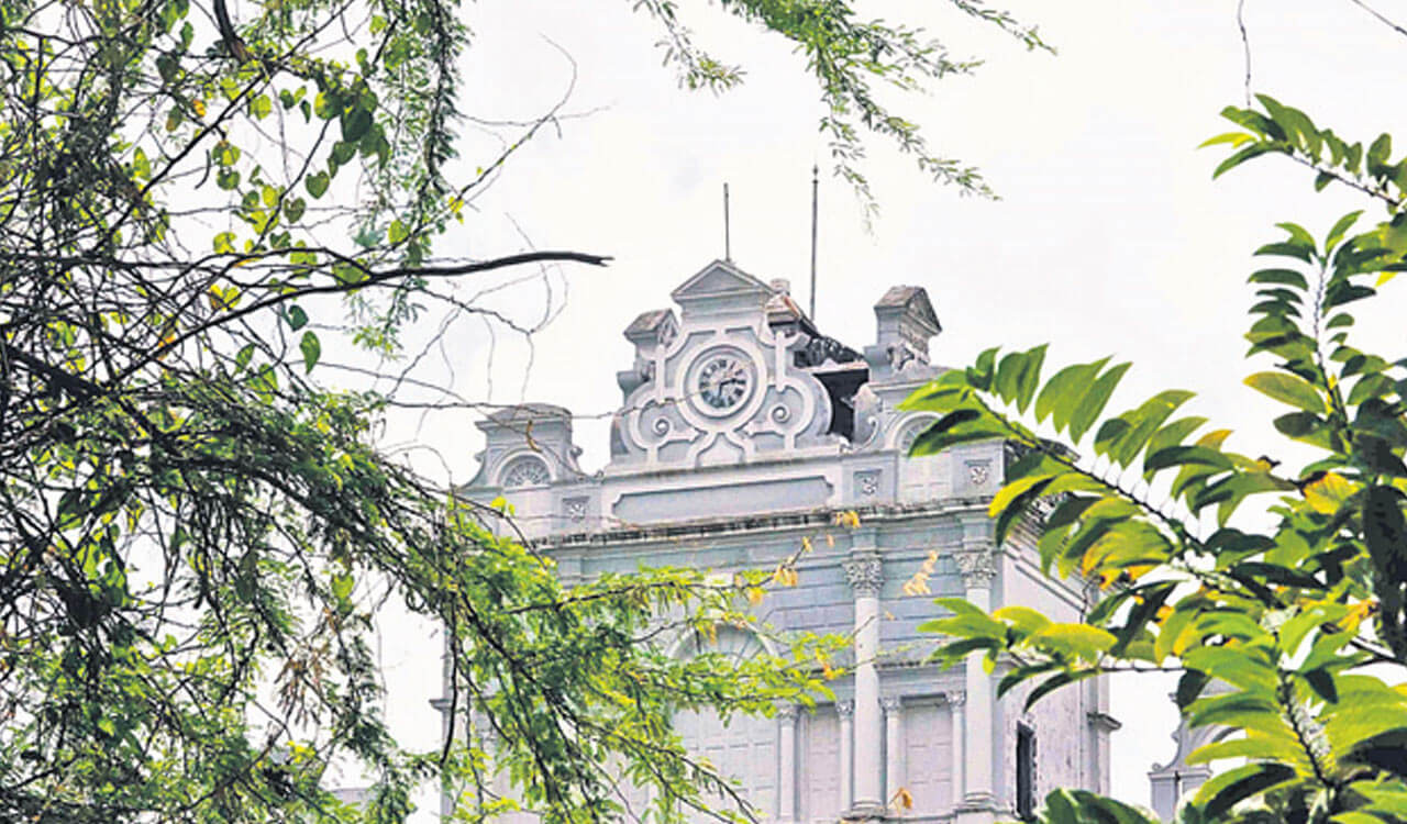 bibikachashmaahiddenmarvelinhyderabad