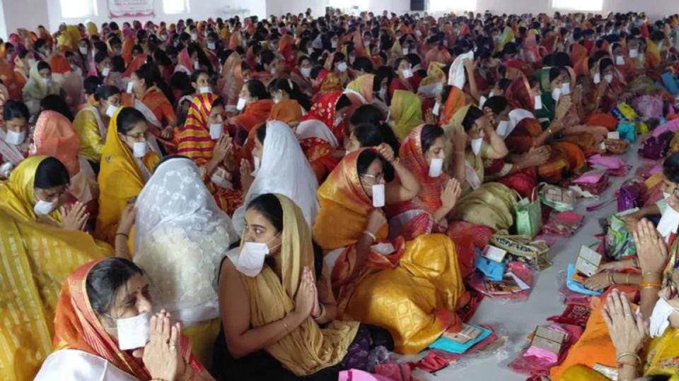 1,008 Jain women gathered in Hyderabad 