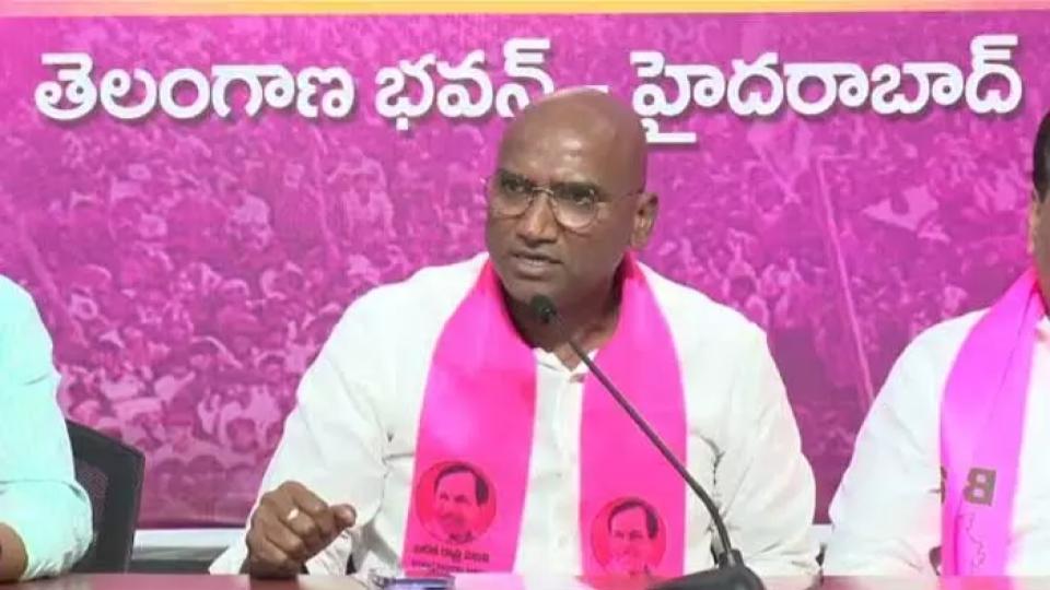 rspraveenkumarfilescomplaintwithnarsingipoliceonallegedphotomorphing