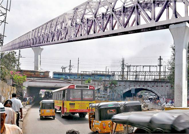 trafficrestrictionsunderoliphantrailwaybridgeatsecunderabad