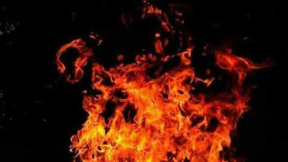 Fire broke out in locked house at Kukatpally due to oil lamp