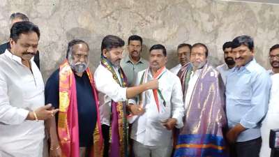 brsmlafrompatancherugudemmahipalreddyjoinscongress