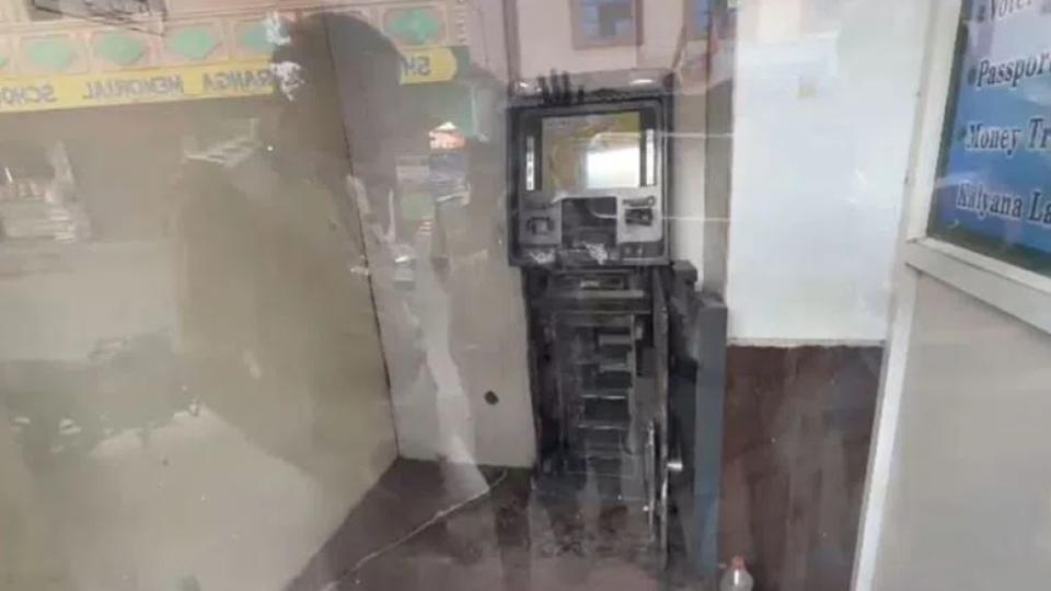 burglarsstealentiresbiatmnearyellareddypetpolicestation