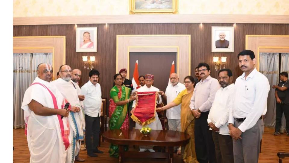 Konda Surekha Invites Governor for Sitarama Kalyanam