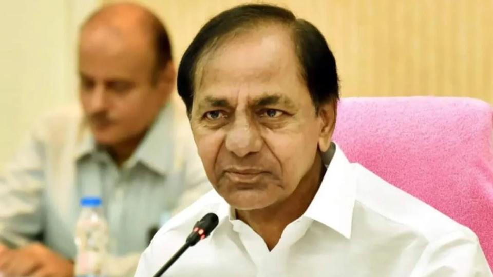 SIT Issues Notice to BRS Former CM KCR 