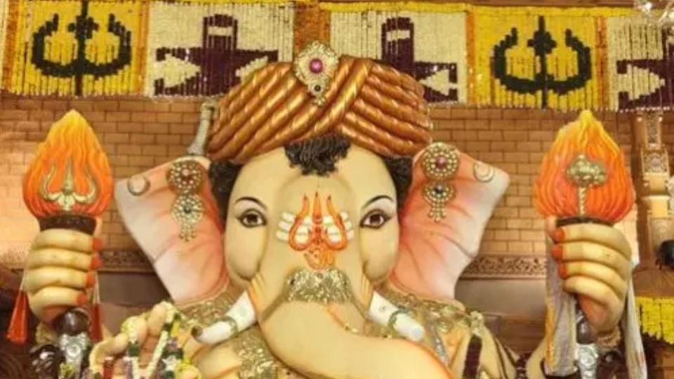 Balapur Ganesh Shobha Yatra Begins After Special Puja