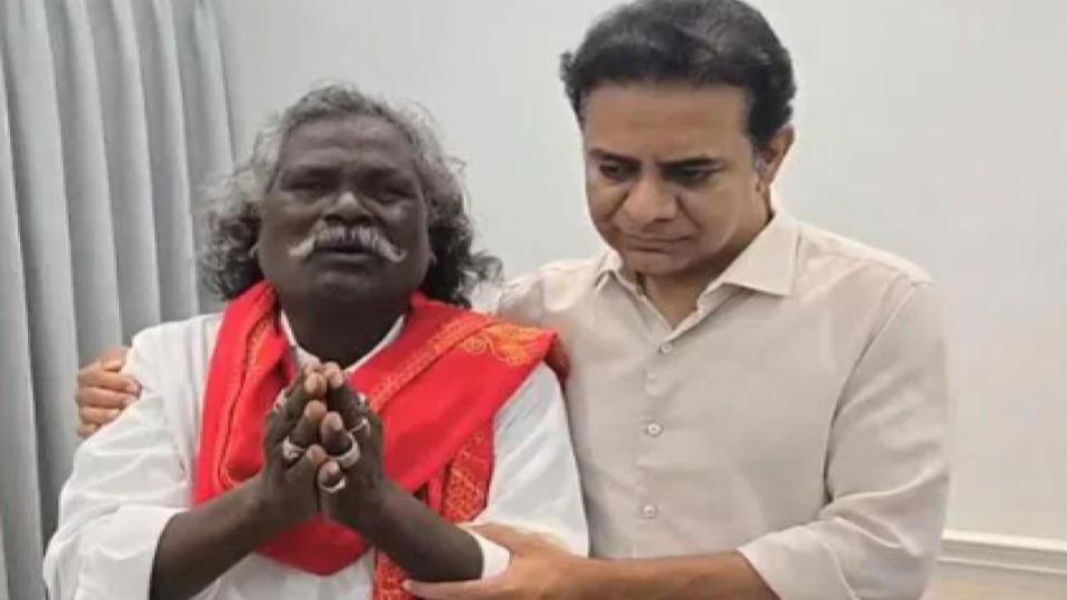 KTR assures full support to Padma Shri awardee Darshanam