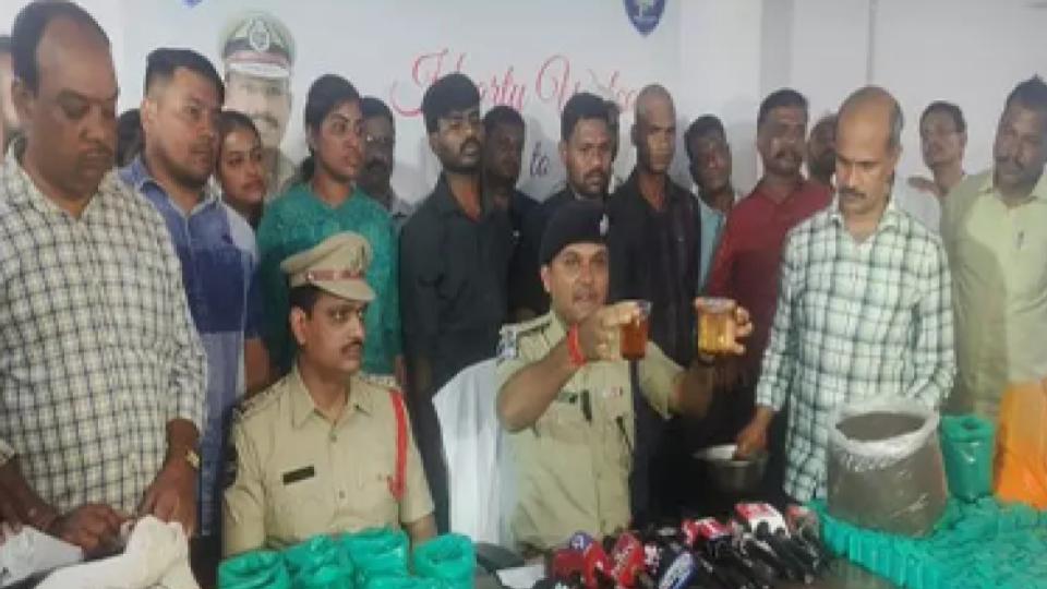 Tea Adulteration Racket Busted In Hyderabad, 10 arrested