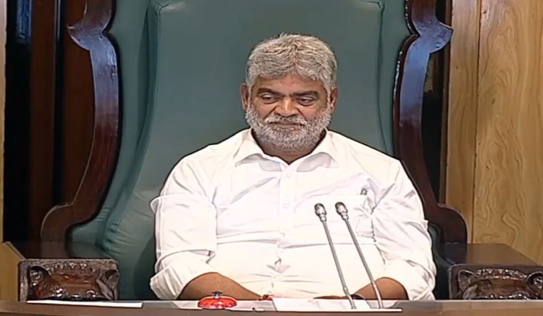 bjpurgeselectioncommissiontoactagainsttelanganaassemblyspeakerforviolatingmodelcodeofconduct