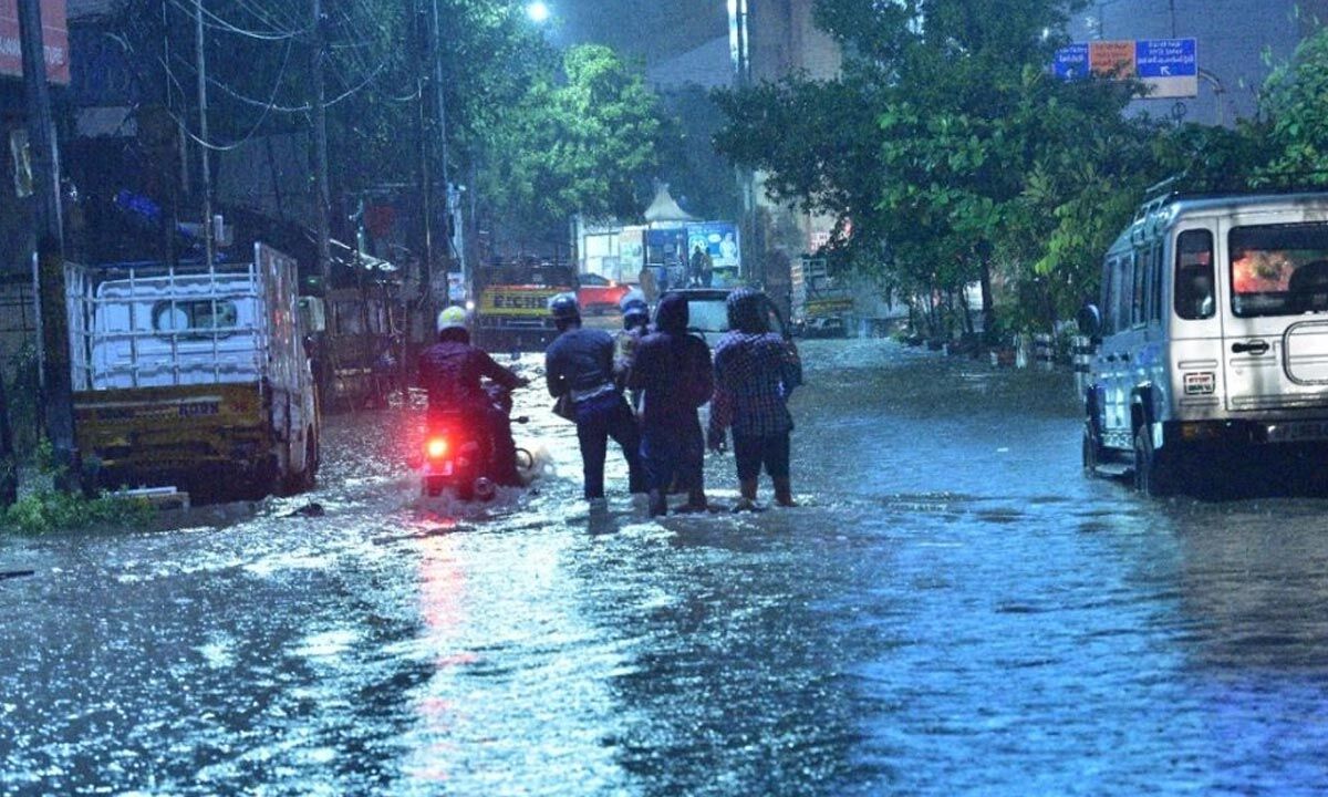 heavyrainlasheskarimnagardistrict