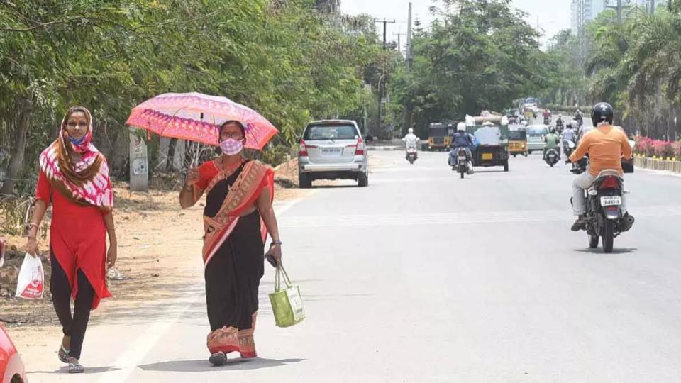 IMD predicts hot, dry weather with evening showers in Hyderabad
