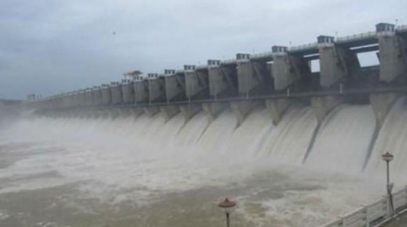 karimnagarfarmersdemandwaterfromnarayanpurreservoirtosavecrops