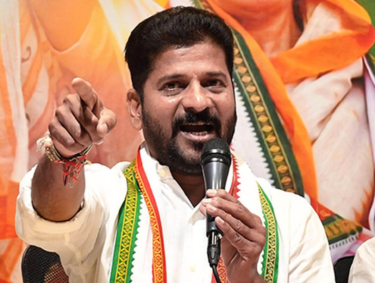 Revanth Reddy’s sharp ‘U’ turn triggers political debate, leaves Congress leaders miffed