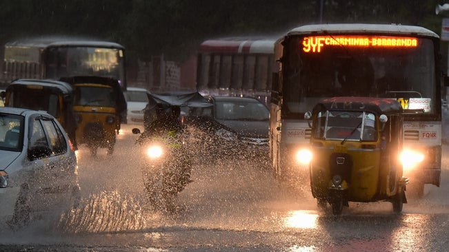 Several parts of Hyderabad lashes heavy showers on Thursday