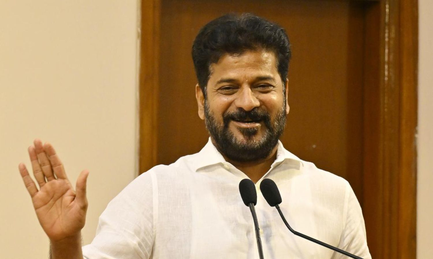 telanganacmdirectsofficialstoestablishdedicatedbackwardclassescommissiontoaddressbcreservations