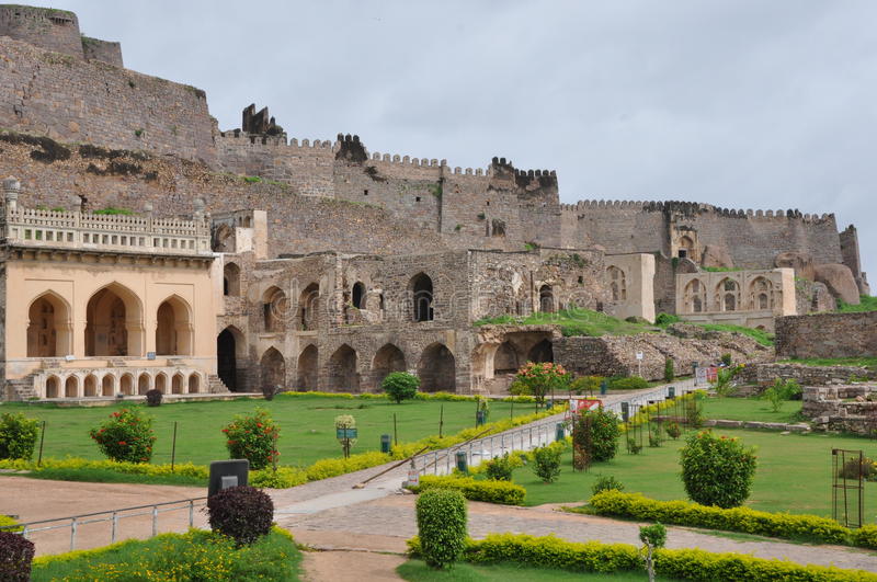 centretocelebratetelanganaformationdayatgolcondaonjune2