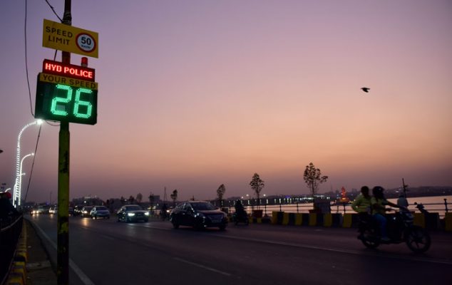 speedlimitboardsinhyderabadleavemotoristsbaffled!