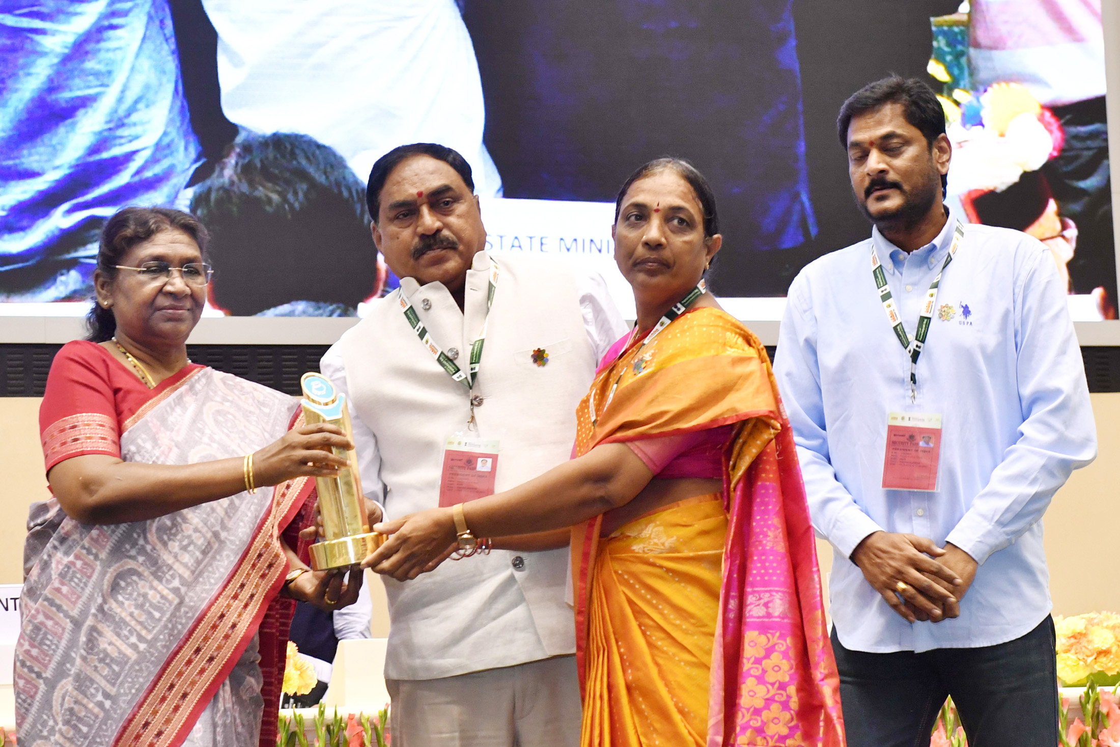 telanganatopsnationalgrampanchayatawards