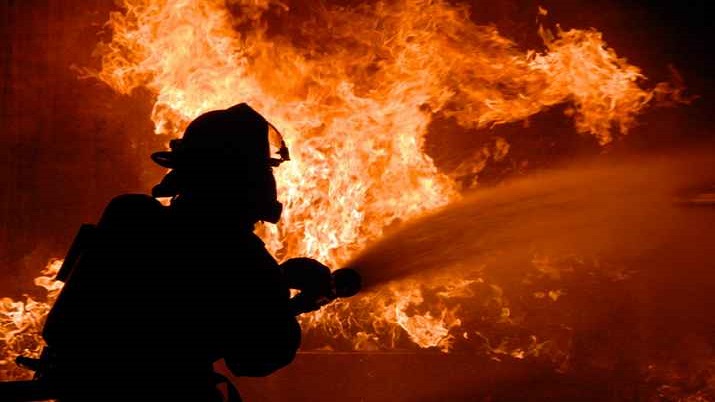 Fire breaks out at multi-storey apartment in Madhuranagar