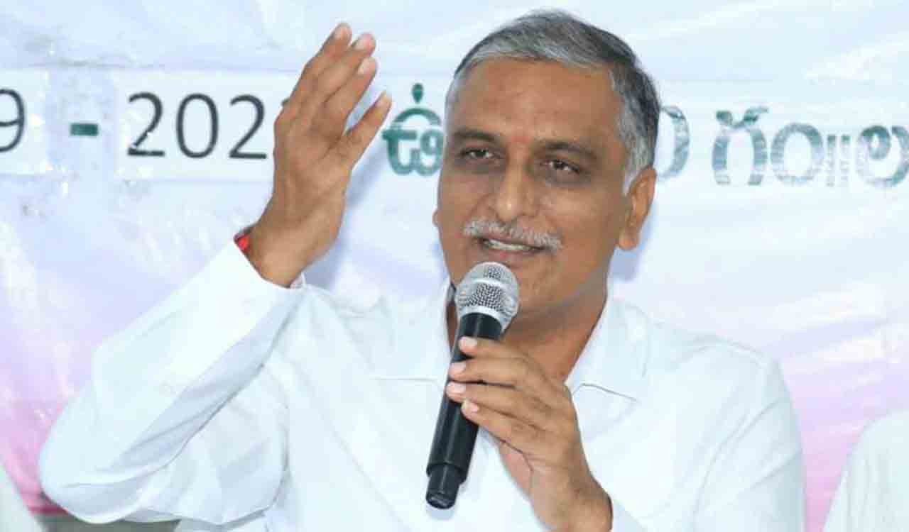 Harish Rao condemns CM’s remarks on power employees
