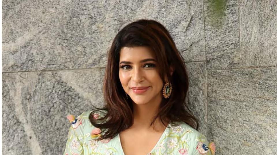 Actress Manchu Lakshmi Summonsed by ED in Betting App Scam