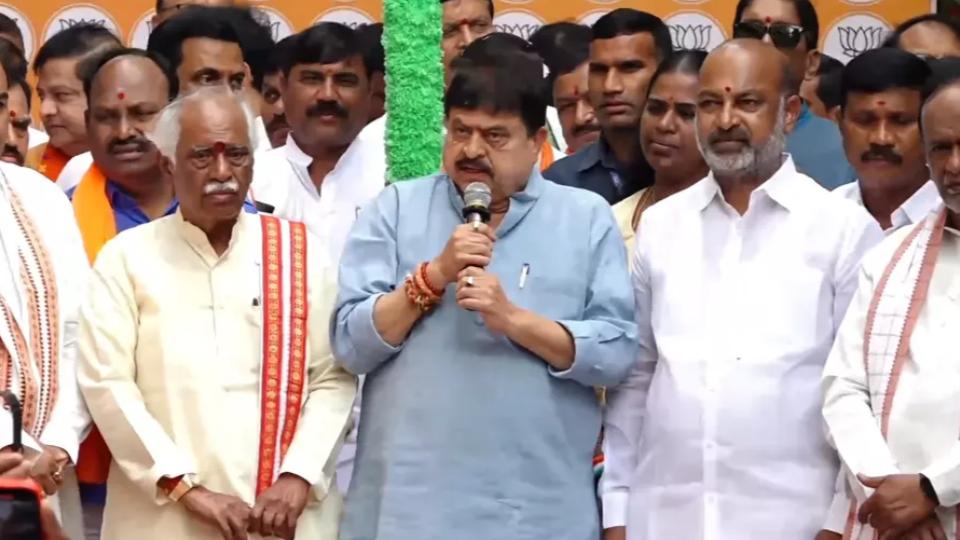 BJP Leaders Celebrate Independence Day in Hyderabad