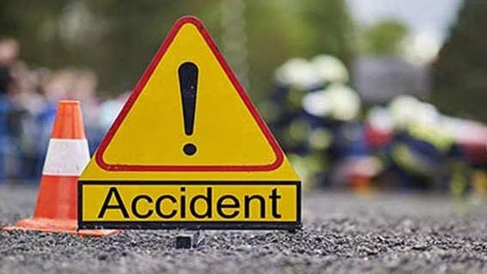Speeding Car Rams into Labourers in Kushaiguda, 9 injured