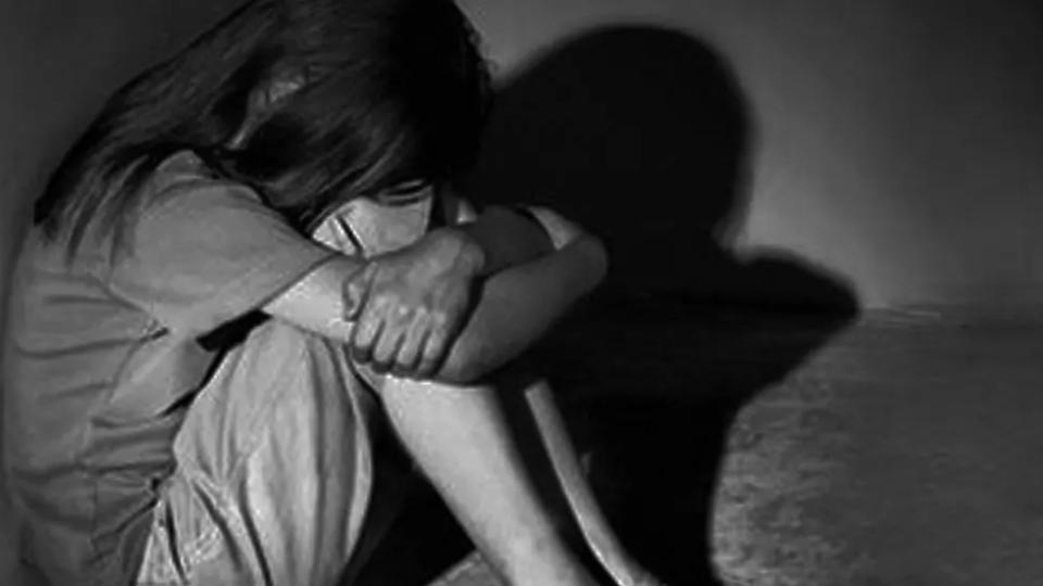 Youth assaults minor girl in Adibatla