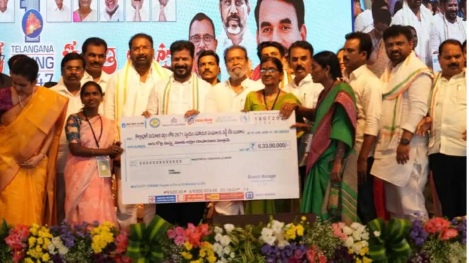 Telangana CM disburses Rs 344 cr interest-free loans to SHGs 