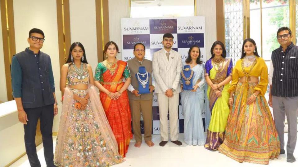 Suvarnam Jewels opens second showroom in Banjara Hills