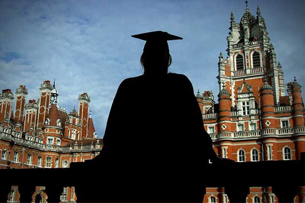 tsgovthelpingpoorstudentsinpursinghighereducationoverseas