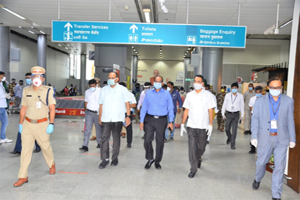 cssomeshkumarvisitsshamshabadairport