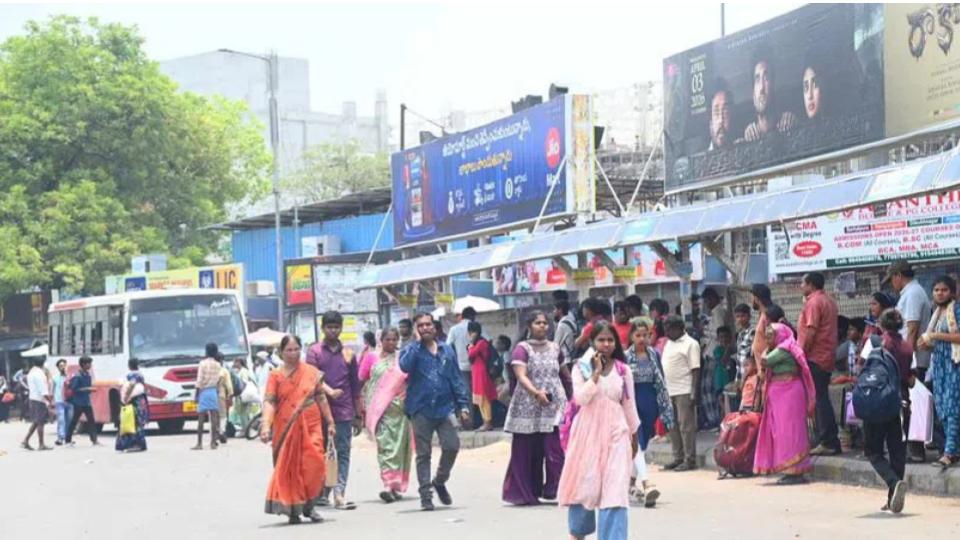 RTC strike intensifies in Telangana, protests held across depots