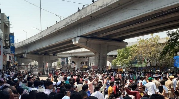 migrantworkersstageprotestattolichowkihyderabad