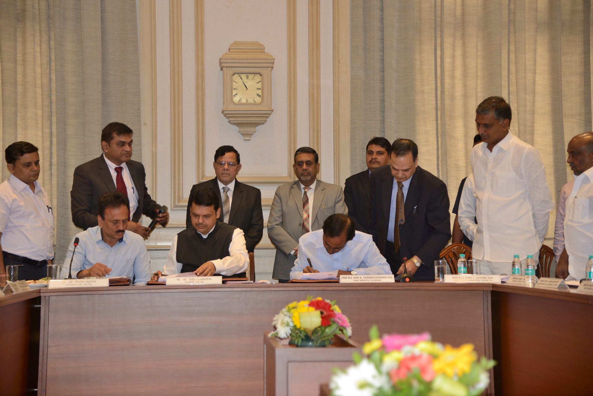 kcrthanksfadnavis;saysaftertsapcandrawgodavariwaters