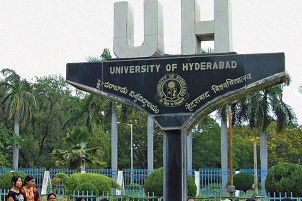 hyderabadvarsityintensifystudentstoclaimsnearnormalcy
