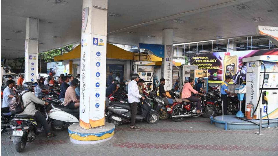 Petrol Pumps Witness Heavy Rush in Hyderabad city